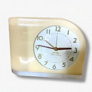 Westclox Big Ben Moonbeam Clock Flashing Alarm Snooze Model 43000 Beige